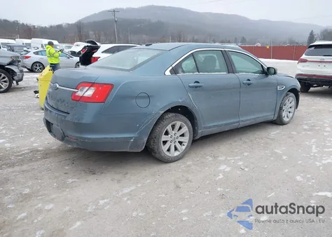 2010 Ford Taurus Se from USA, damaged, VIN 1FAHP2DW1AG133602